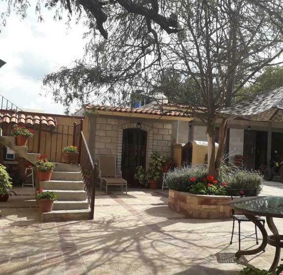 بنسيون Posada Las Reynas By Rotamundos