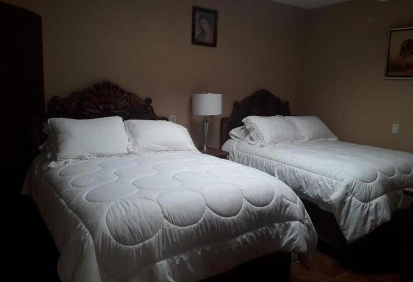 بنسيون Posada Las Reynas By Rotamundos