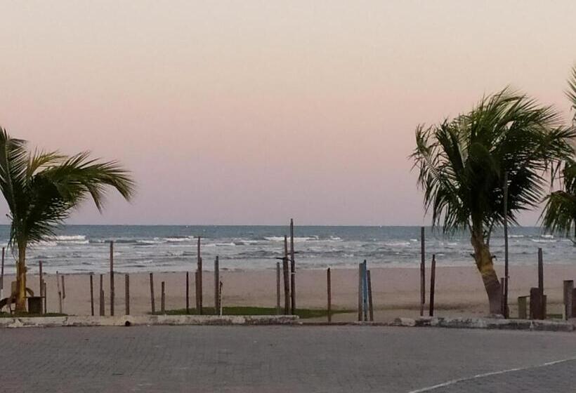 بنسيون Recanto Das Folhas