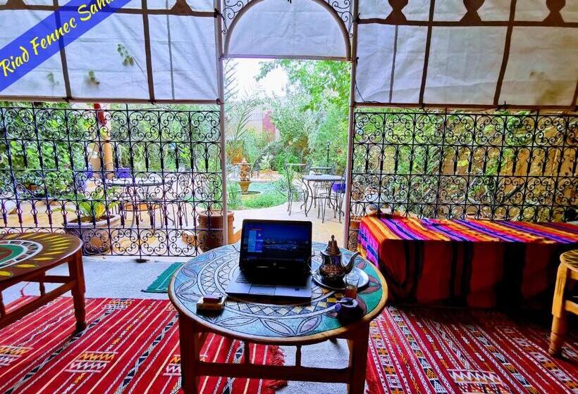 ペンション Riad Fennec Sahara