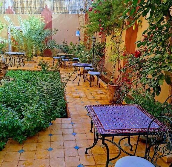 ペンション Riad Fennec Sahara