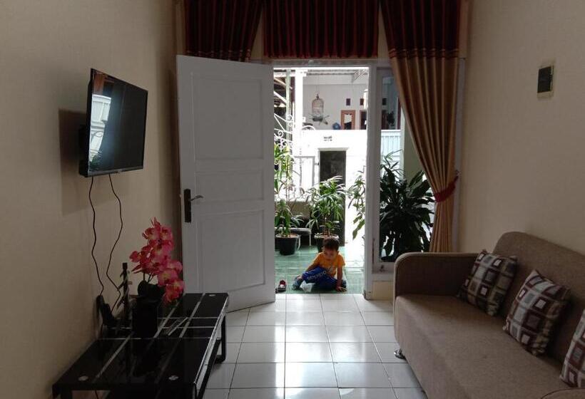 פנסיון Saffa Guesthouse 27