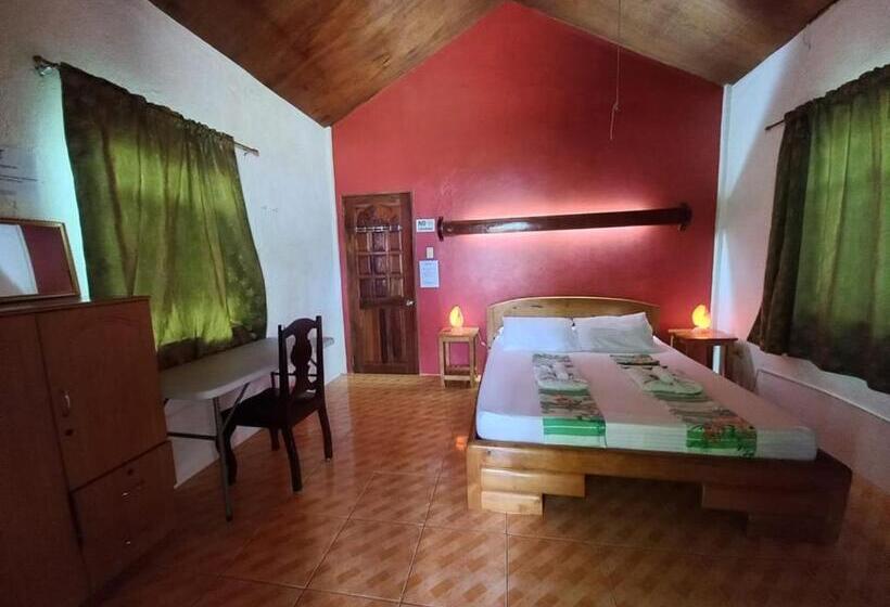 پانسیون Sambag Hideaway Bungalows