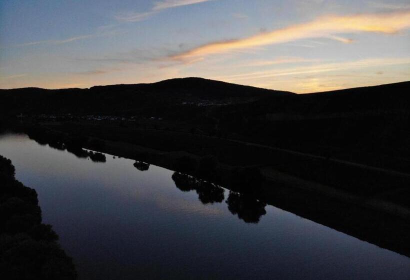 ペンション Schlössje