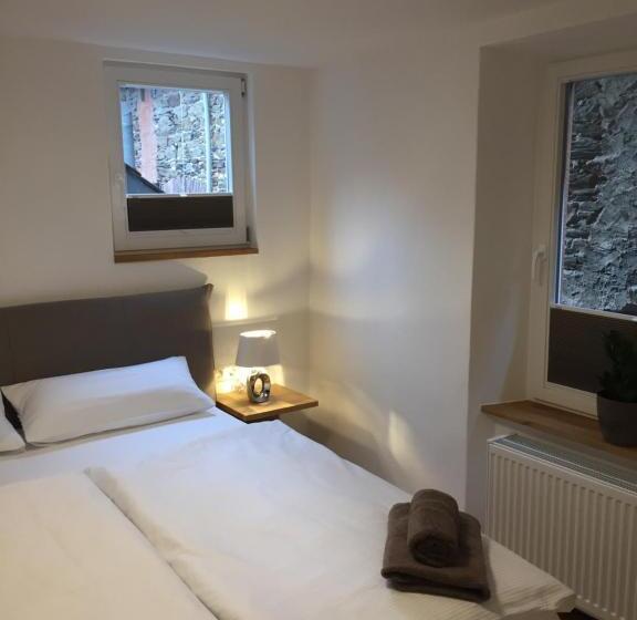 膳宿费 Schlössje