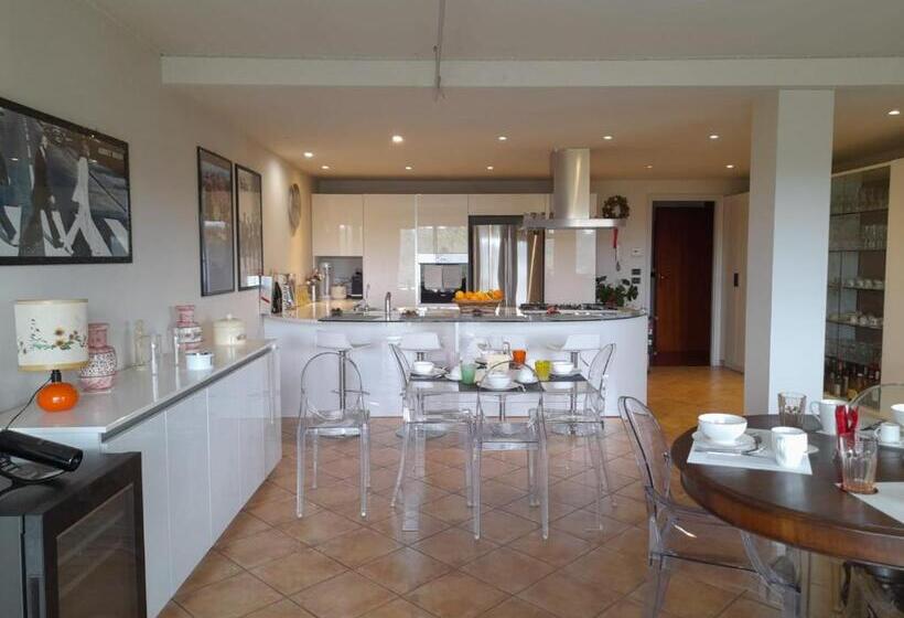 פנסיון Sentirsi A Casa