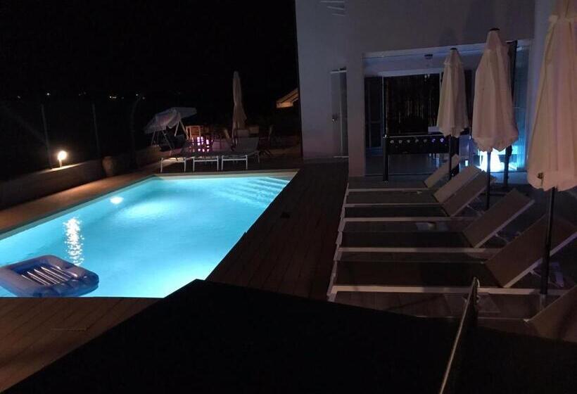 פנסיון Sentirsi A Casa