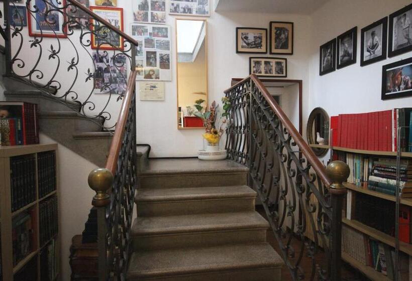 Пансион Zizzihome Bed And Breakfast