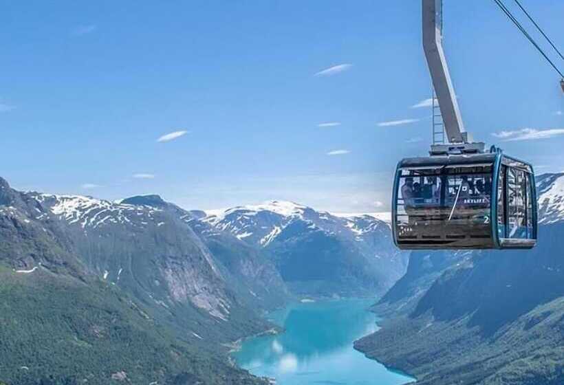 Stryn House   Hotel & Apartments