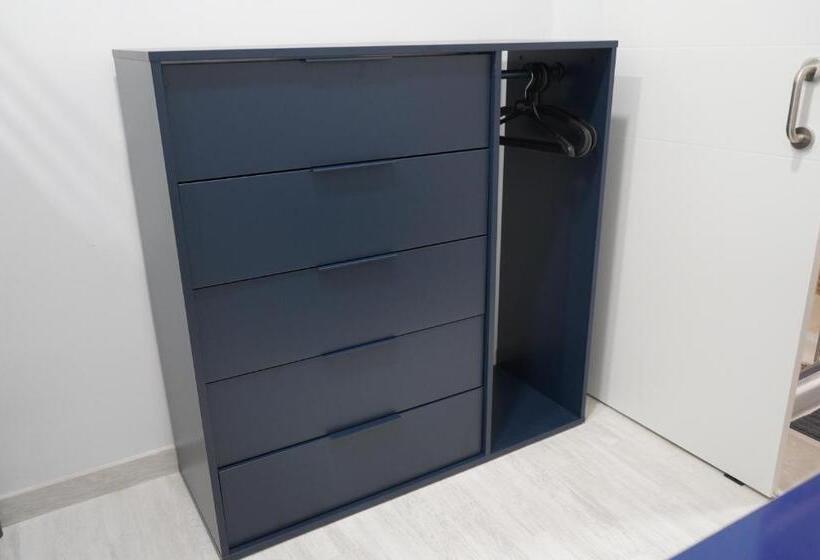 הוסטל Coworking Studio