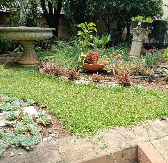 住宿加早餐  Accommodation@42 Capital