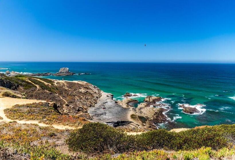 تختخواب و صبحانه Azul