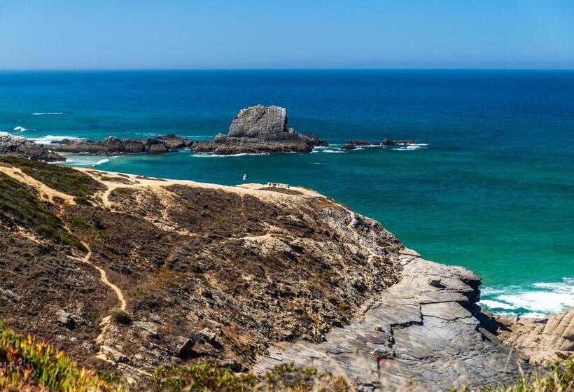 تختخواب و صبحانه Azul