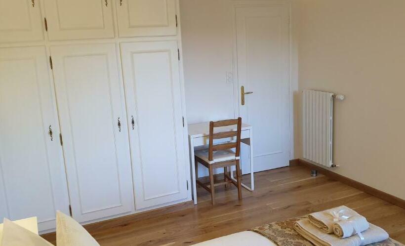 住宿加早餐  Crown Roads