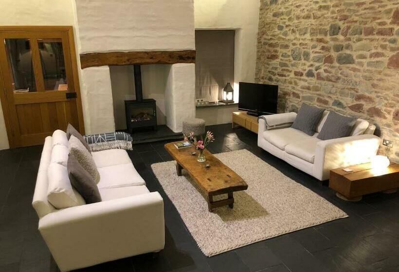 Bed and Breakfast Dan Y Graig Barn, Carmarthen