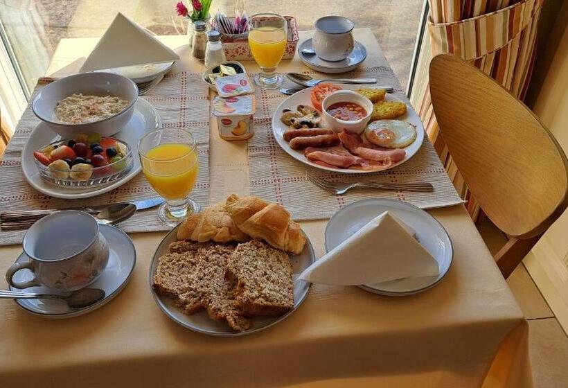 مبيت وإفطار Hillhead House, F94 F6n1