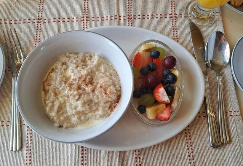 مبيت وإفطار Hillhead House, F94 F6n1