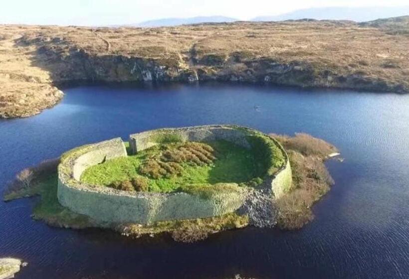 مبيت وإفطار Hillhead House, F94 F6n1