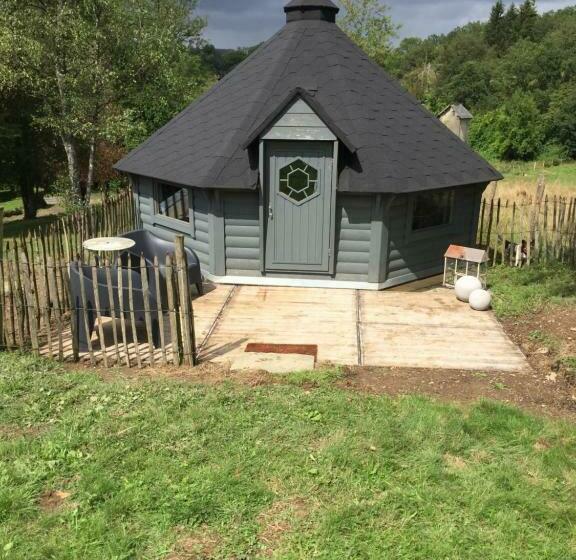 مبيت وإفطار La Cabane De L Atelier