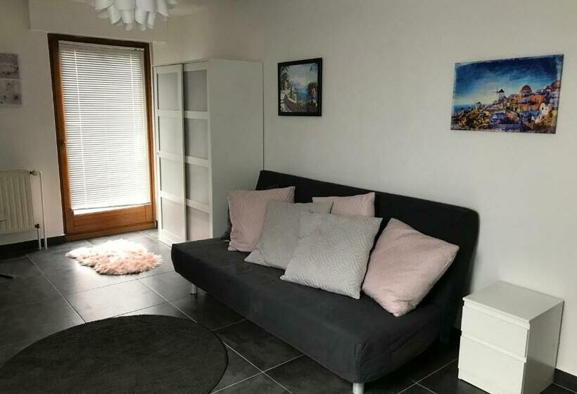 مبيت وإفطار Zum Hoambarg, Kitchen, Balcony, Bathroom