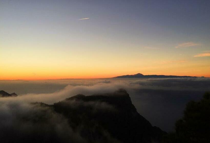 B&b And Apartments El Charco Azul