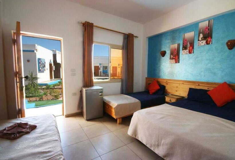 هتل Dahab Beach Lodge