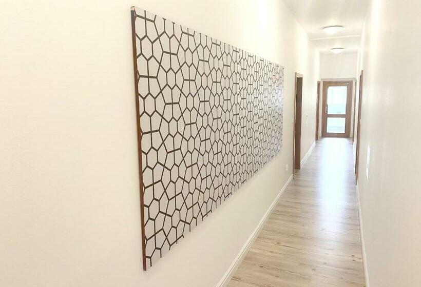 Отель Grandlux Villa & Spa