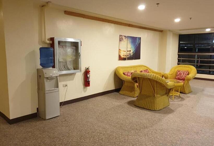 هتل La Primera Grande Beach Resort