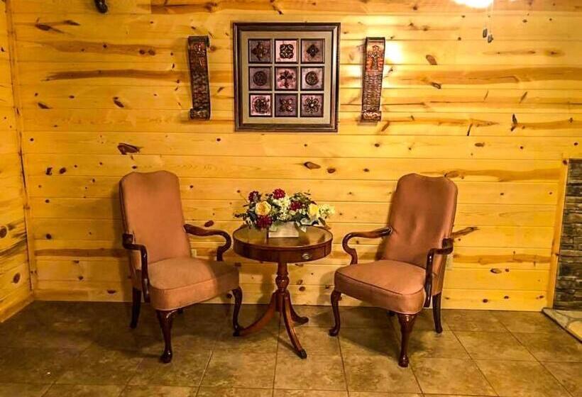 فندق Samantha S Timber Inn