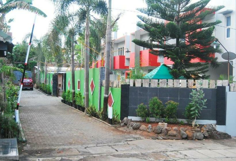 فندق Wisma Andany