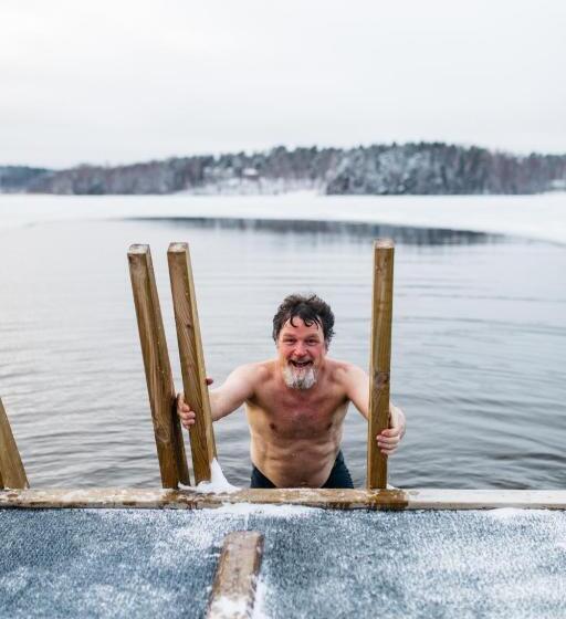 Labbnäs Semesterhem, Radhuset