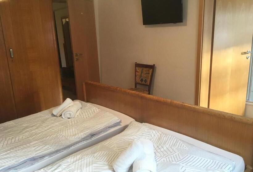 膳宿费 Alte Schule Niederdünzebach