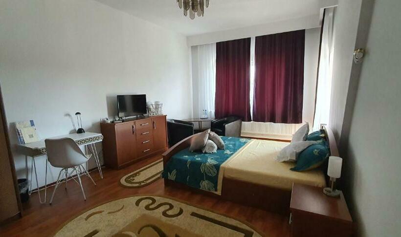 Пансион Bonton Rooms