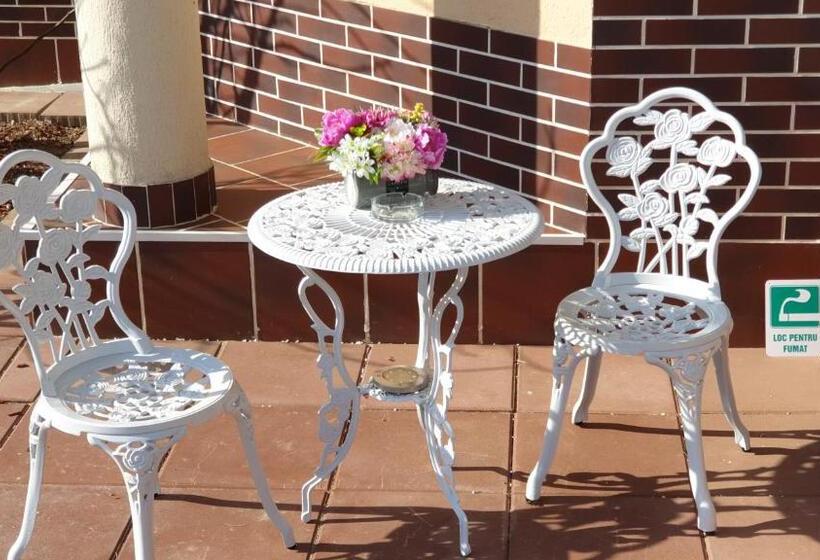 Пансион Bonton Rooms