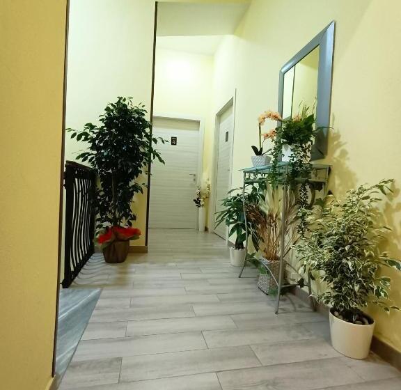 بنسيون Domos La Corte Ghibellina