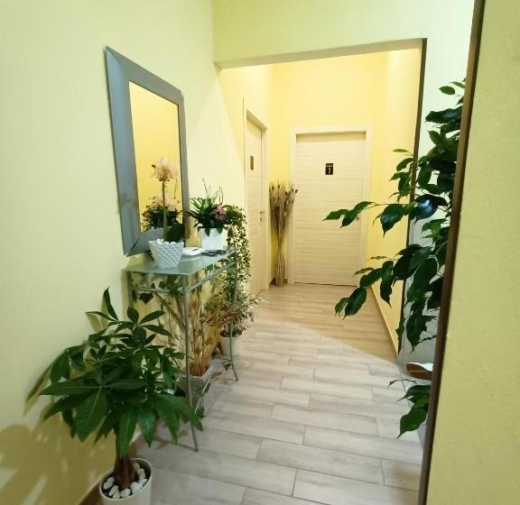 بنسيون Domos La Corte Ghibellina