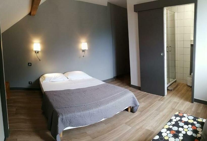 بنسيون Le Grand Chatelard Hôtel Bar Restaurant