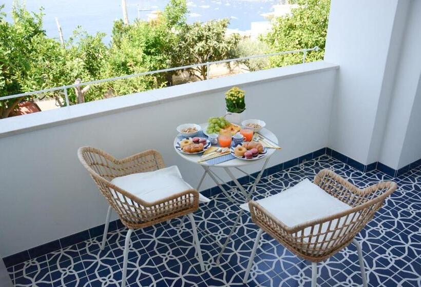 פנסיון Pezz Pezz