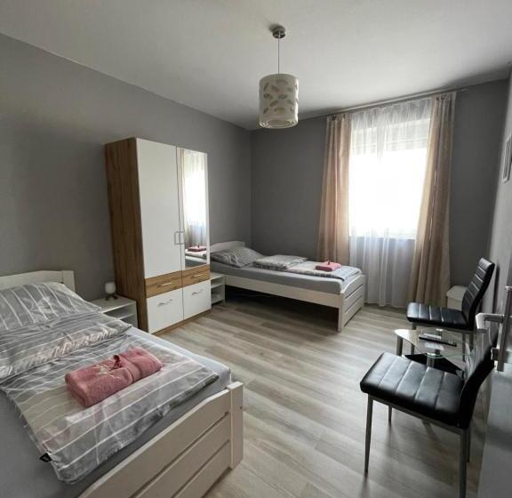 פנסיון Privatzimmer Hammrich