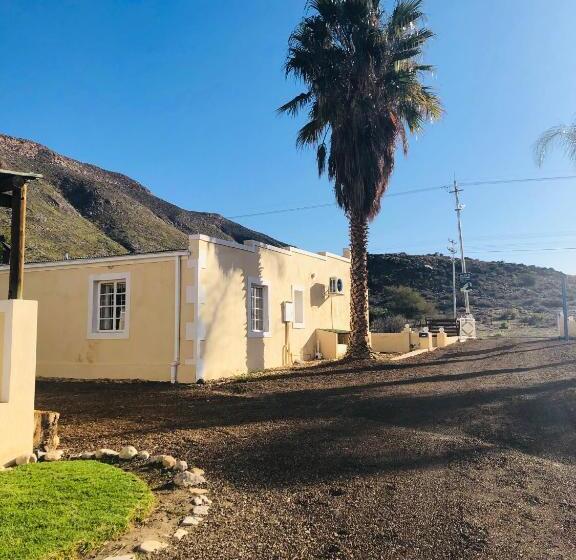 بنسيون Yellow House Prince Albert