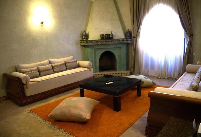 استراحتگاه Villa Thaifa