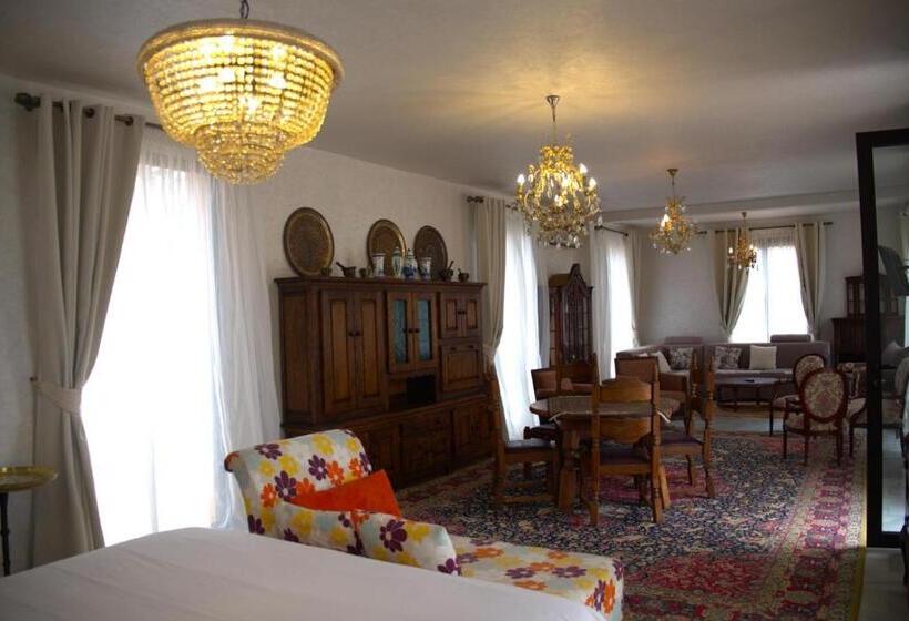 استراحتگاه Villa Thaifa