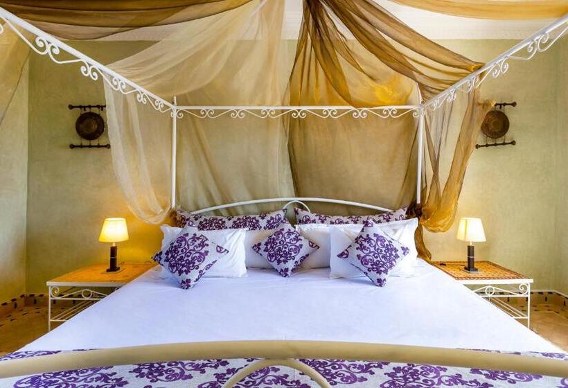 استراحتگاه Villa Thaifa