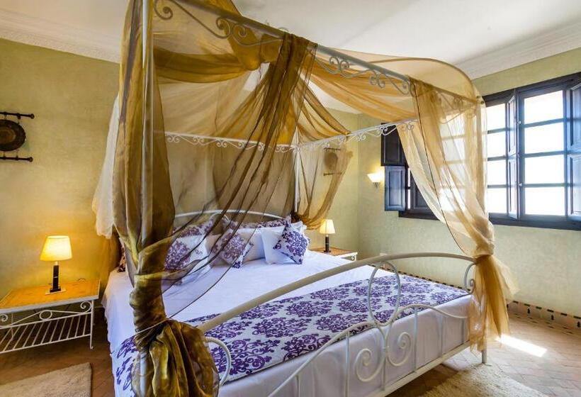 استراحتگاه Villa Thaifa