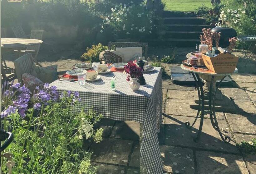 The Old Forge Bed And Breakfast