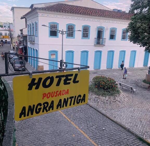 הוסטל Pousada Angraantiga