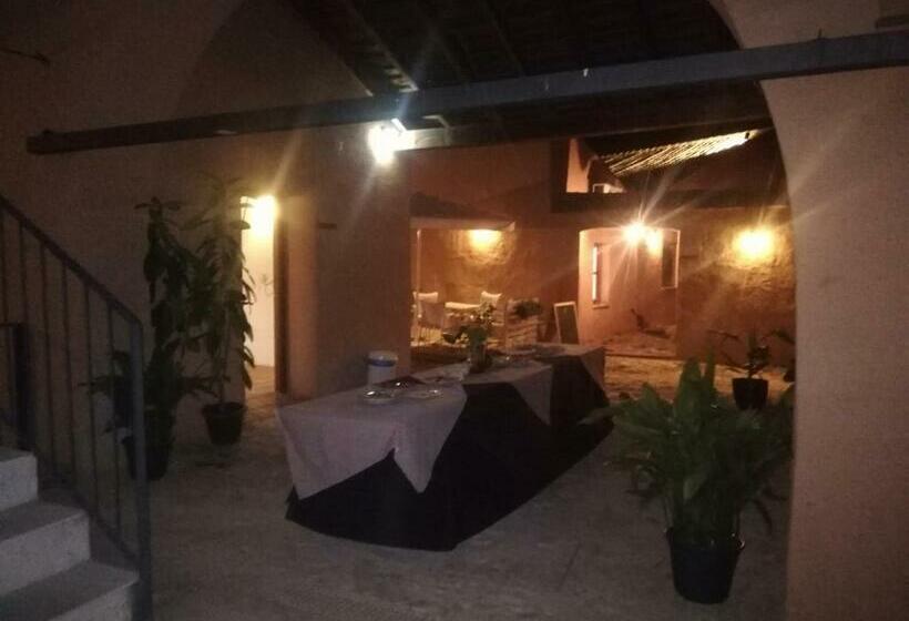 Albergue Turístico La Almazara