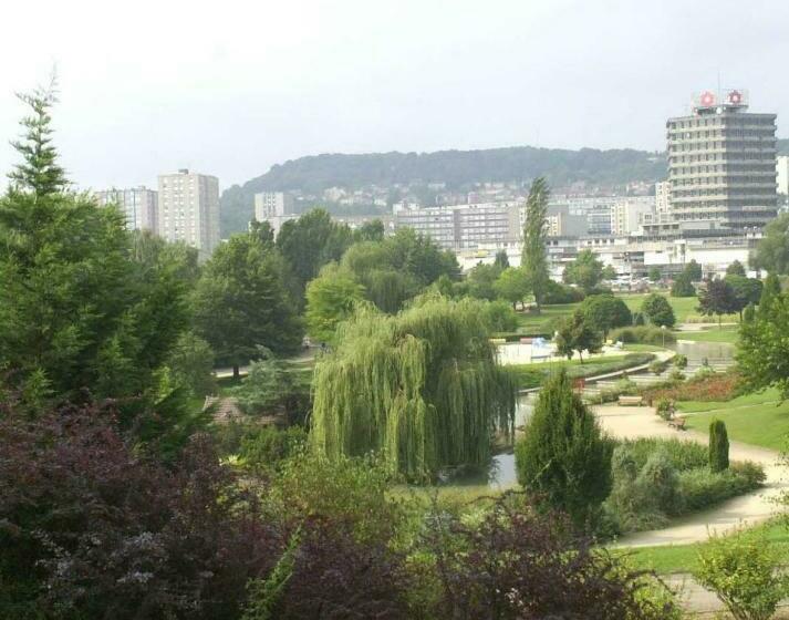 ユースホステル Vandoeuvre International Home