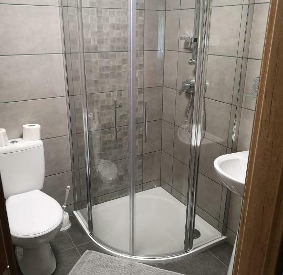 مبيت وإفطار Anna Lak