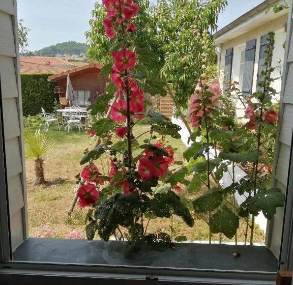 민박 Chambres D Hôtes Le Clos De La Presle